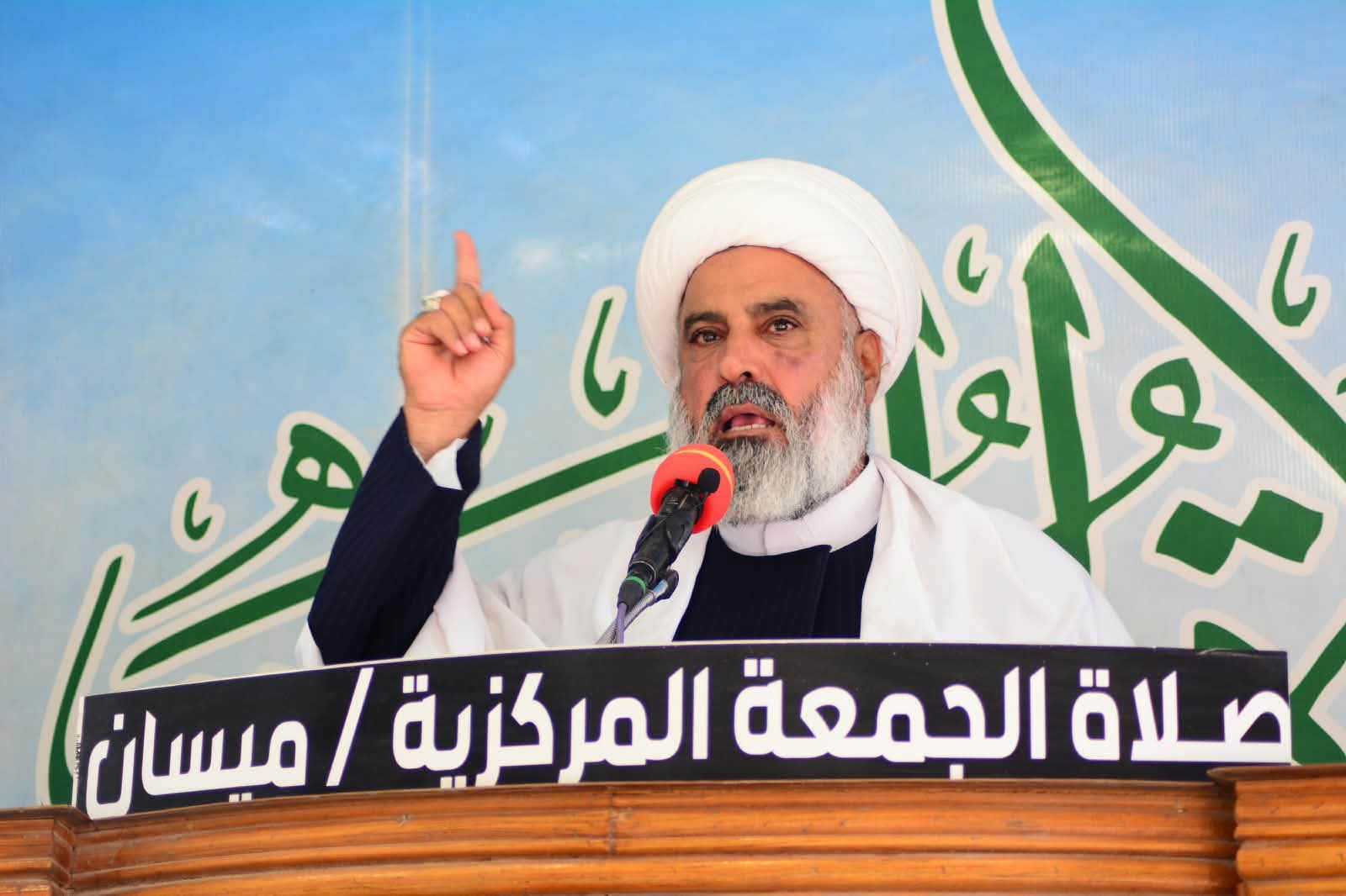 خطيب الجمعة في ميسان يطالب بإغلاق محال بيع الخمور ويستنكر ممارستها علناً وسط المدينة