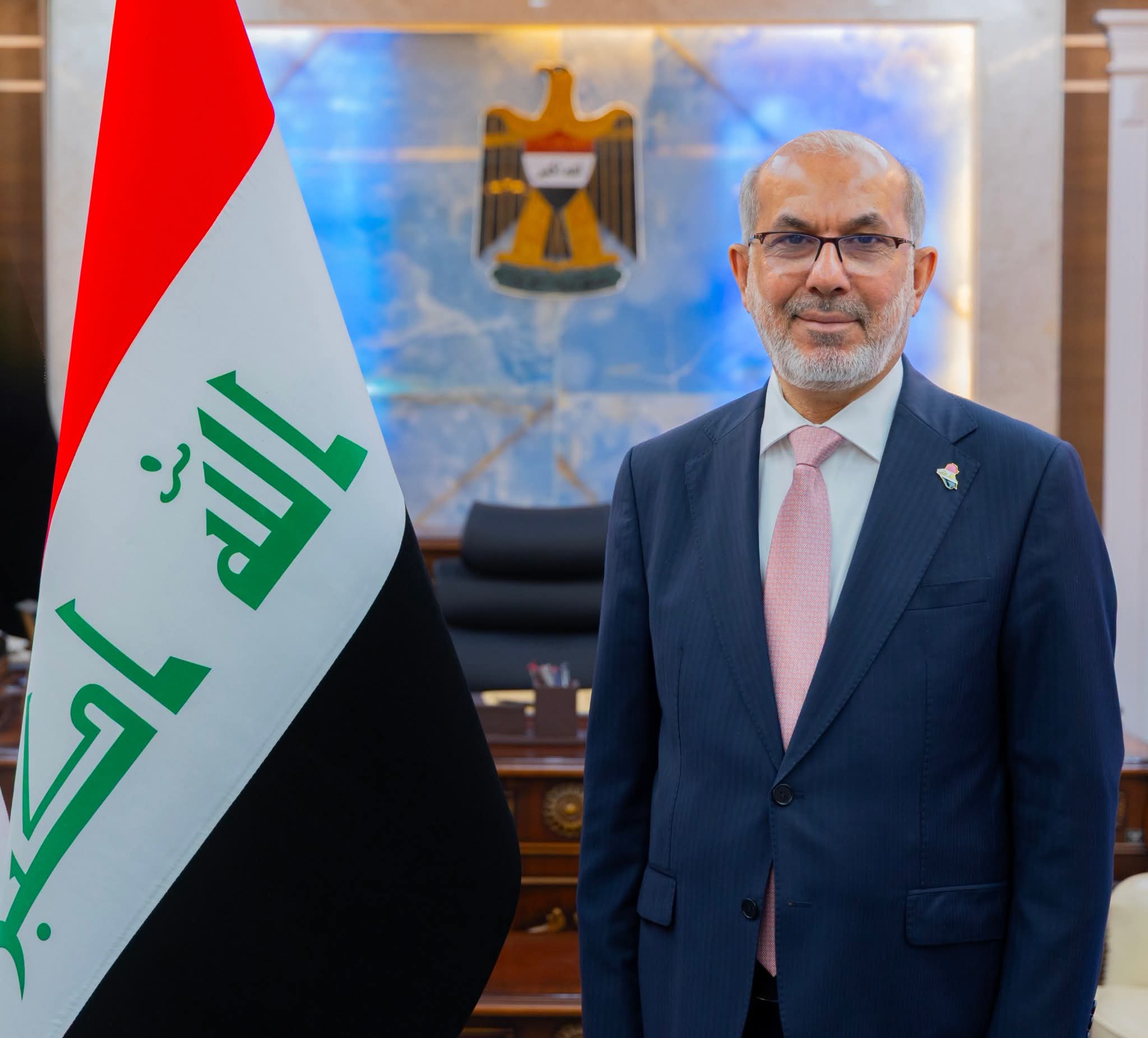 وزير النفط العراقي: تسريع التعاقدات مع الشركات الأمريكية لتطوير الحقول النفطية والغازية